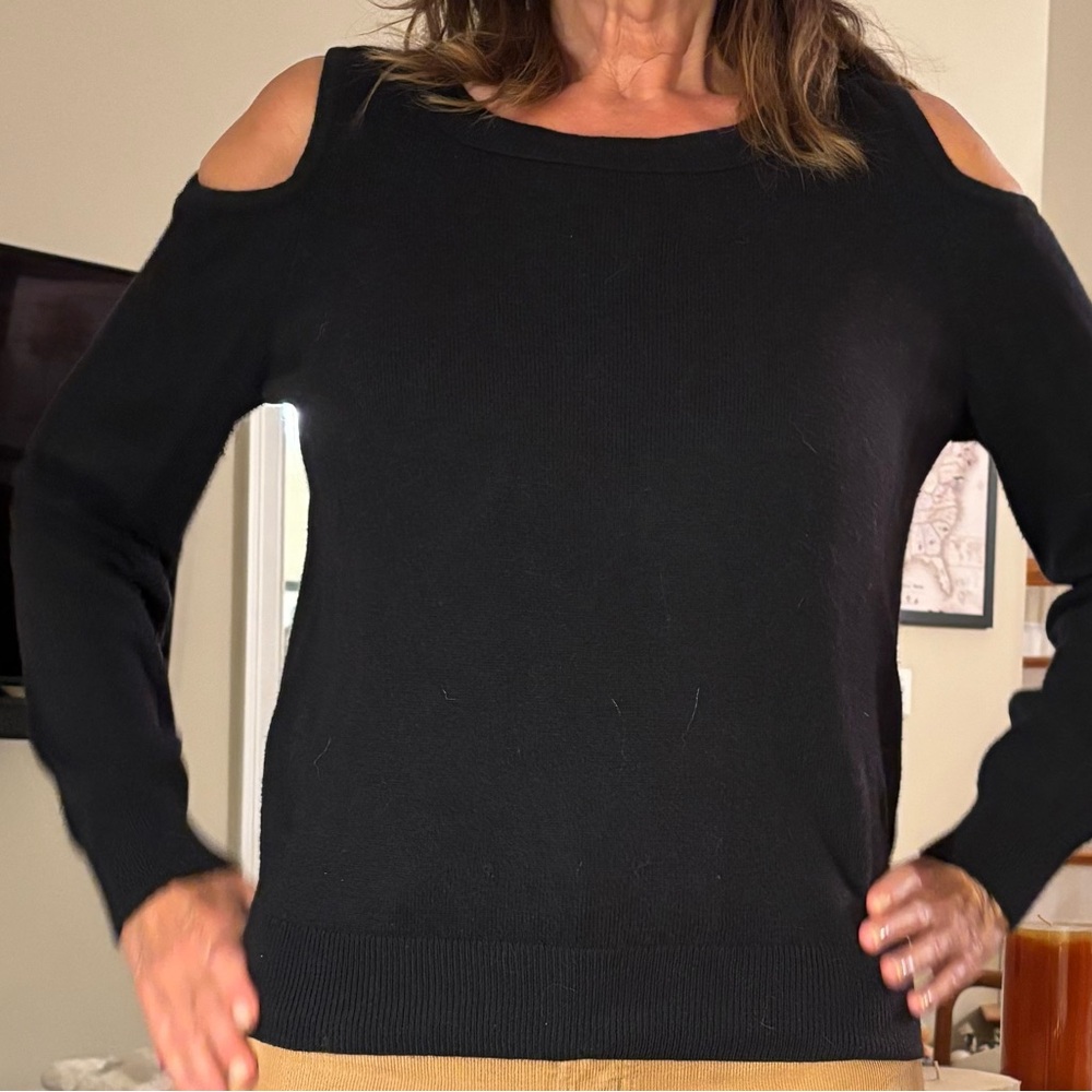 EUC Cut out arm Lucky Brand sweater